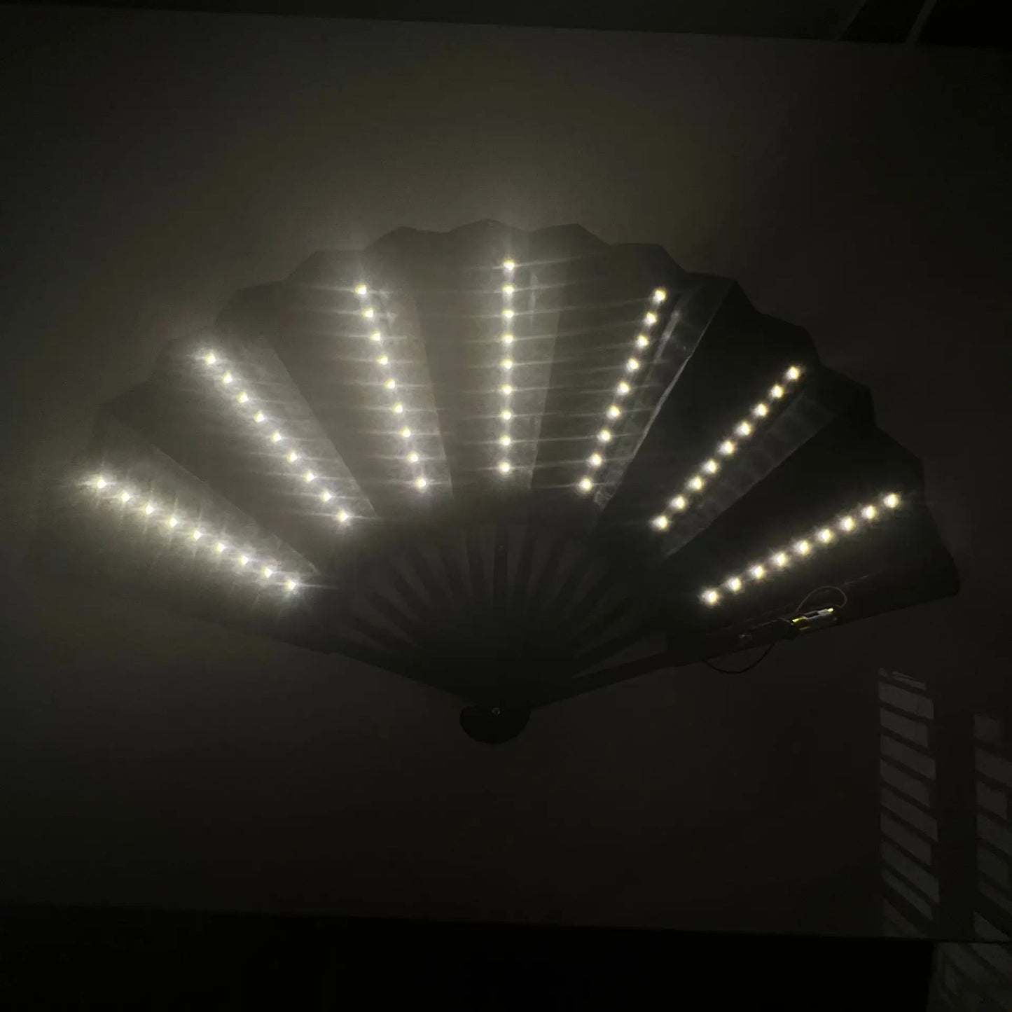 Glow Folding Led Fan Dancing Light Fan Night Show Halloween Christmas Rave Festival Accessories Glow In The Dark Party Supplies - Xlam