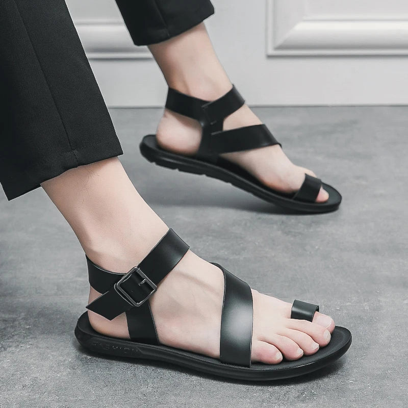 Summer New Men Gladiators Belt Buckle Leather Casual Shoes Breathable Beach Sandals Outdoor Slippers Black White Plus Size 38 - 45 - Xlam